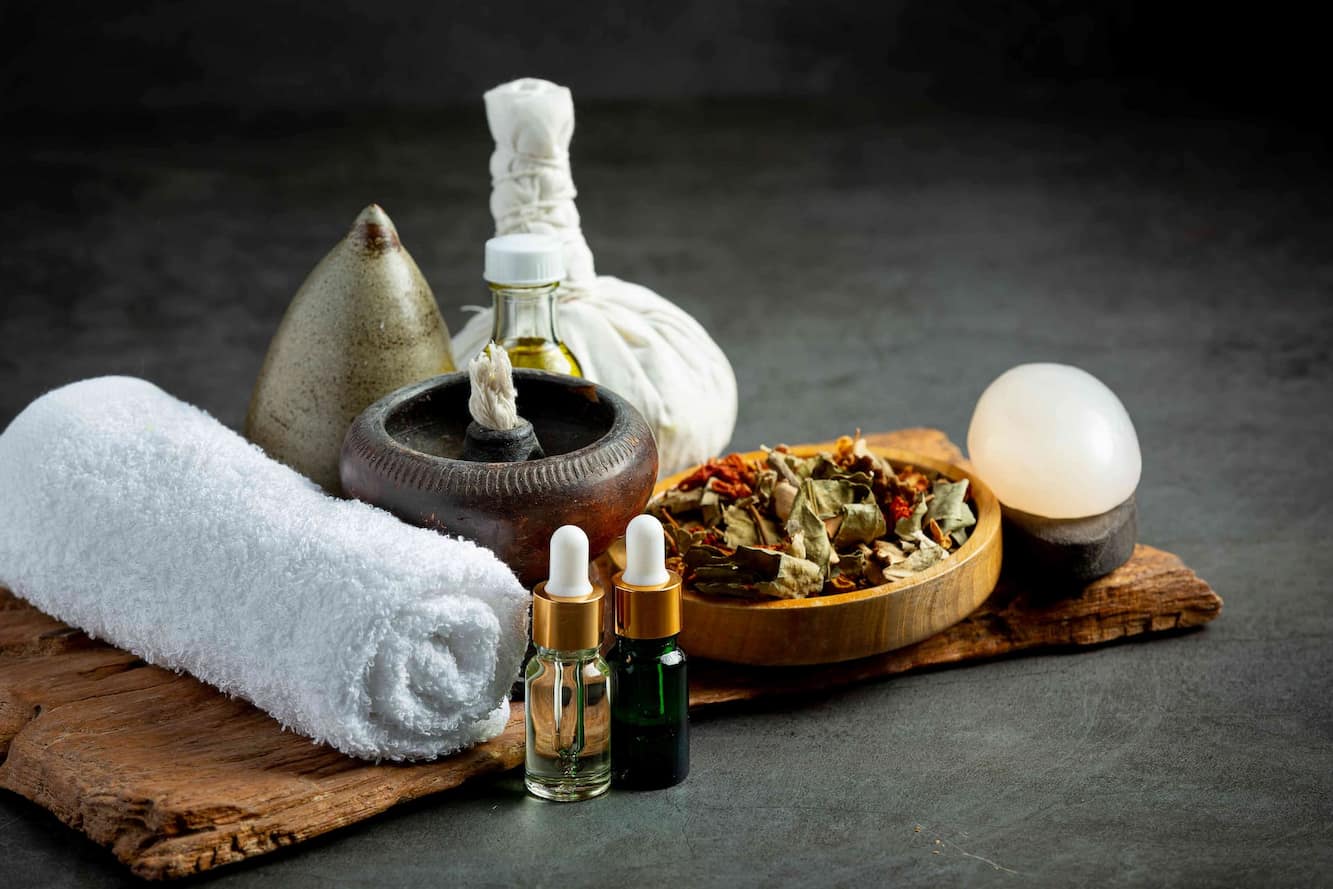 herbal compress treatment